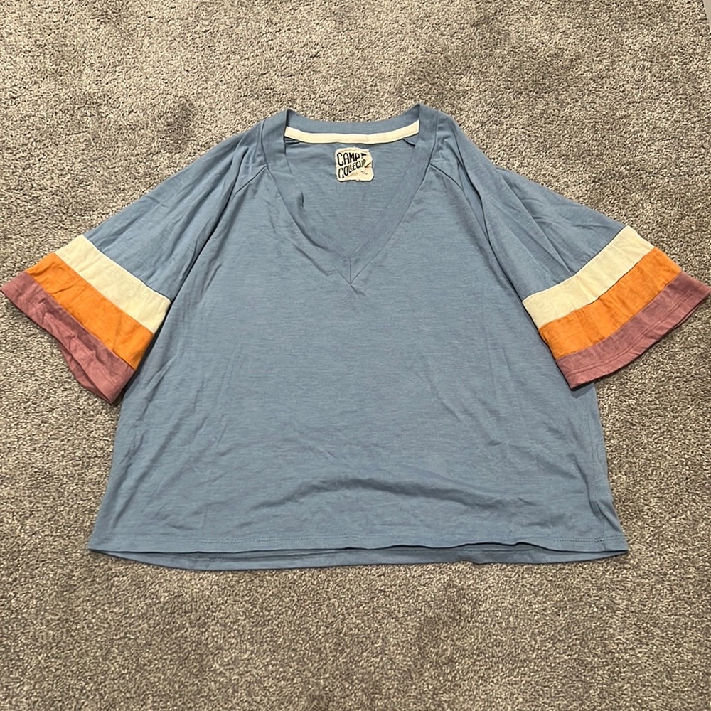 Camp Collection Blue Ventura Tee Women’s Medium